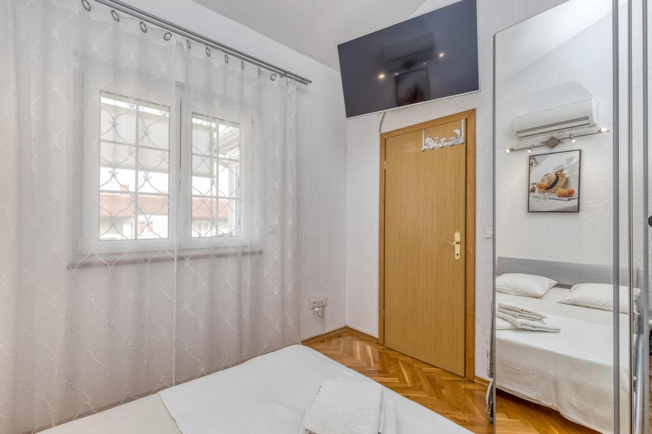 Antonci  Apartments Covic מראה חיצוני תמונה