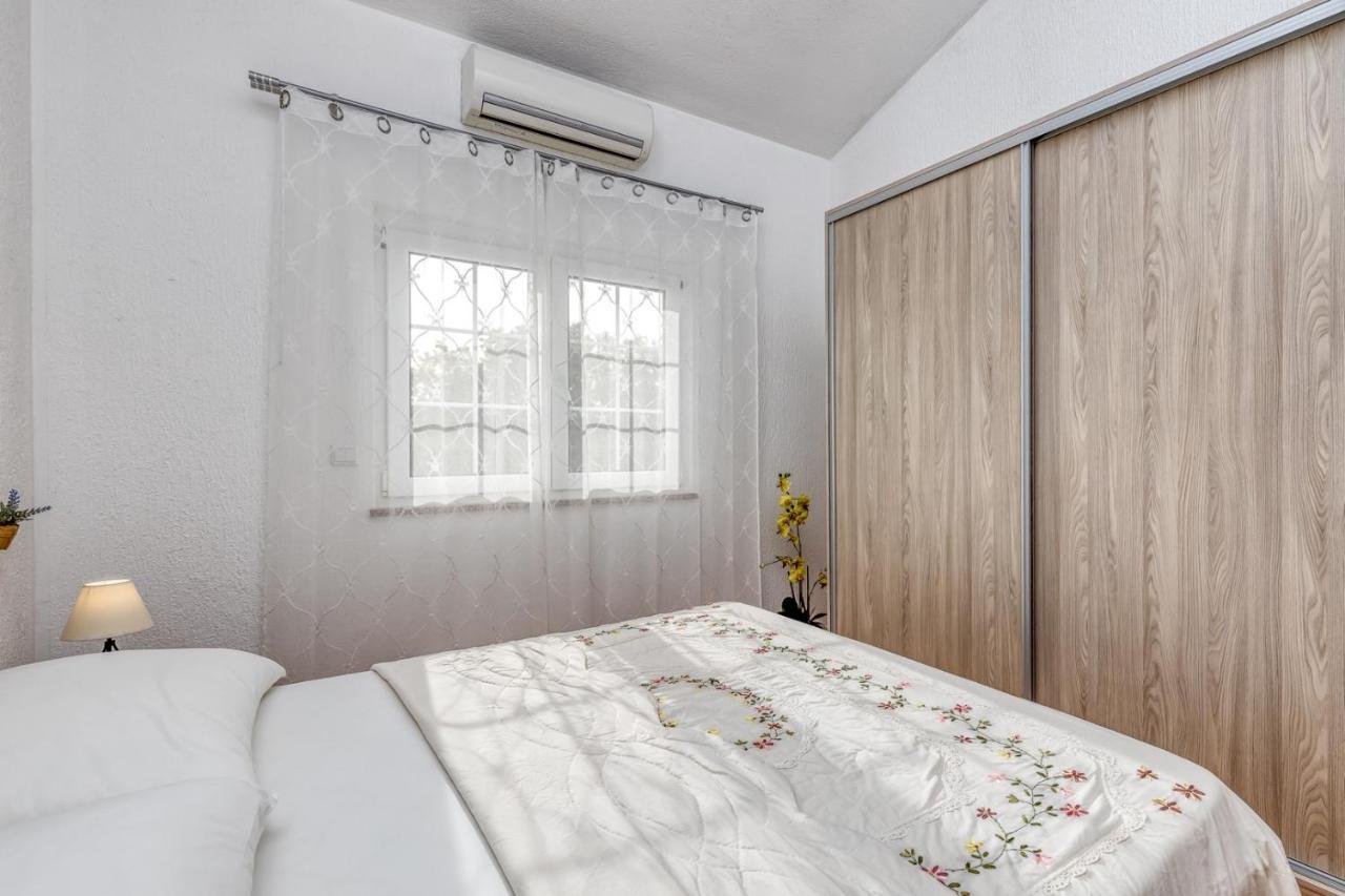 Antonci  Apartments Covic מראה חיצוני תמונה