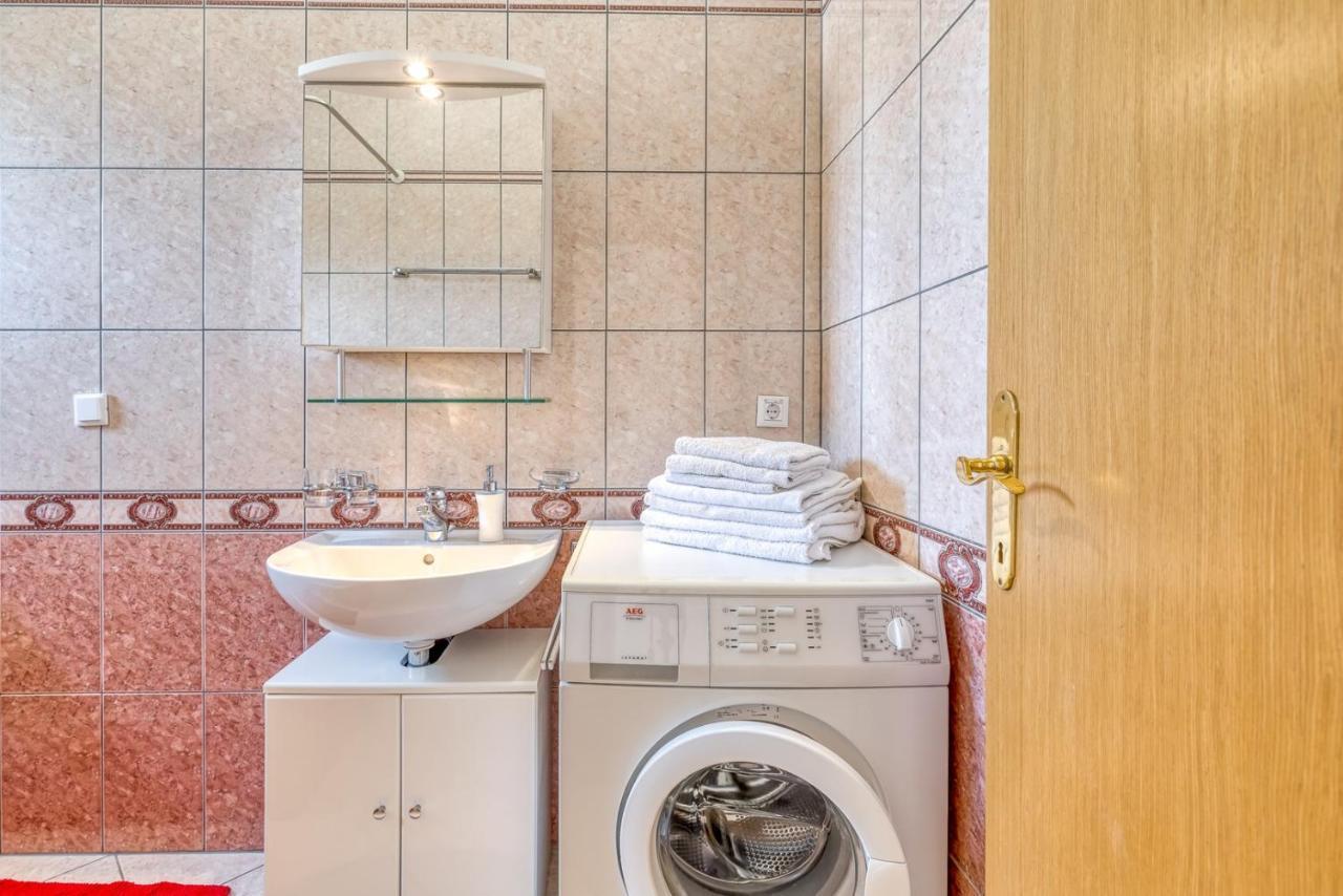 Antonci  Apartments Covic מראה חיצוני תמונה