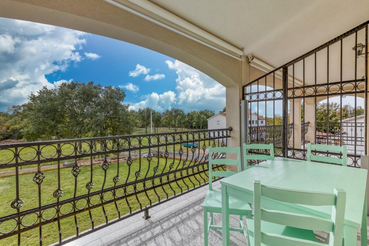 Antonci  Apartments Covic מראה חיצוני תמונה