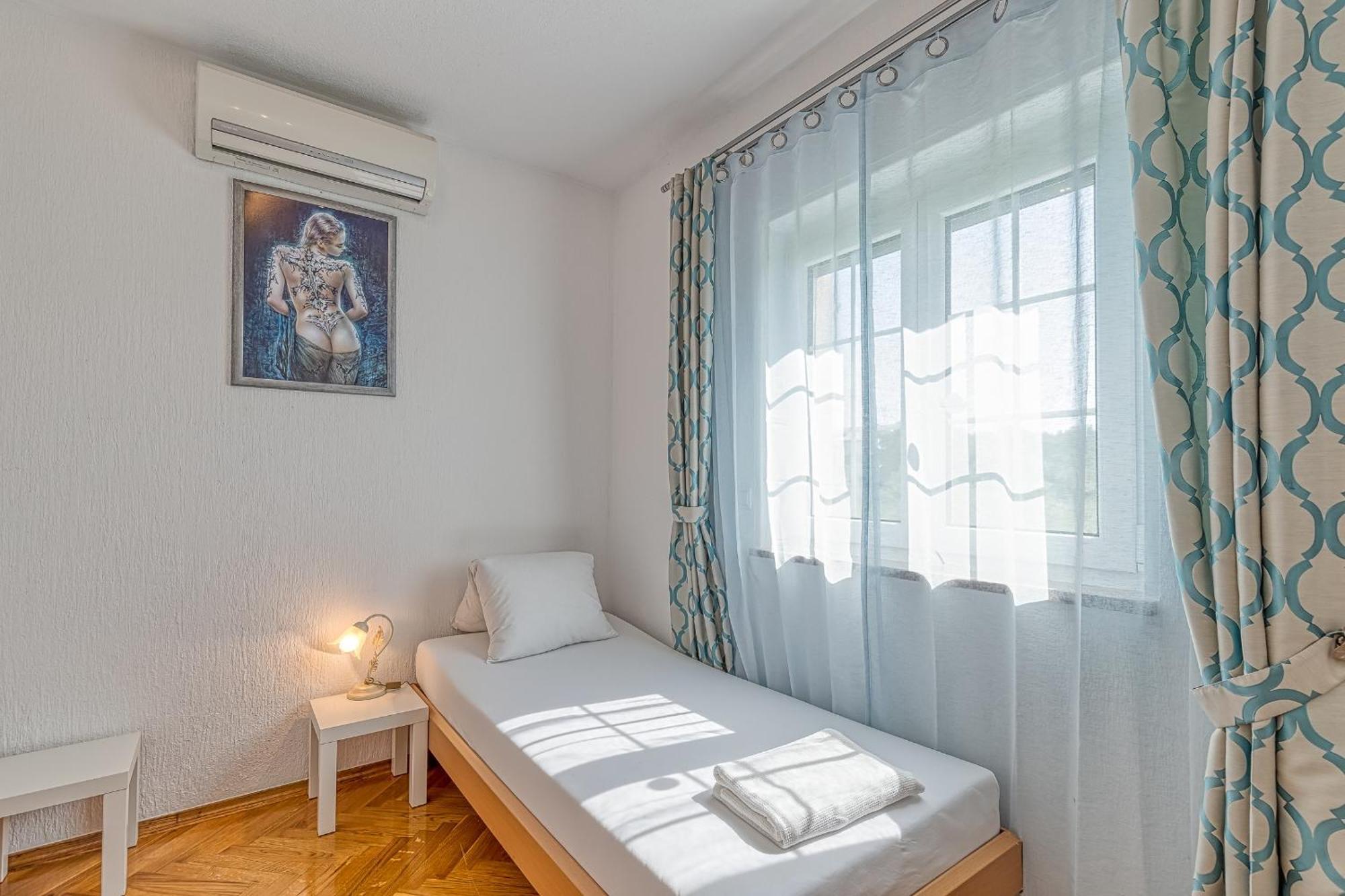 Antonci  Apartments Covic חדר תמונה